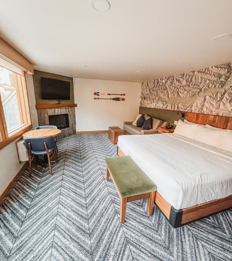 Hotel Canoe & Suites Banff Hotel Canoe & Suites Banff
