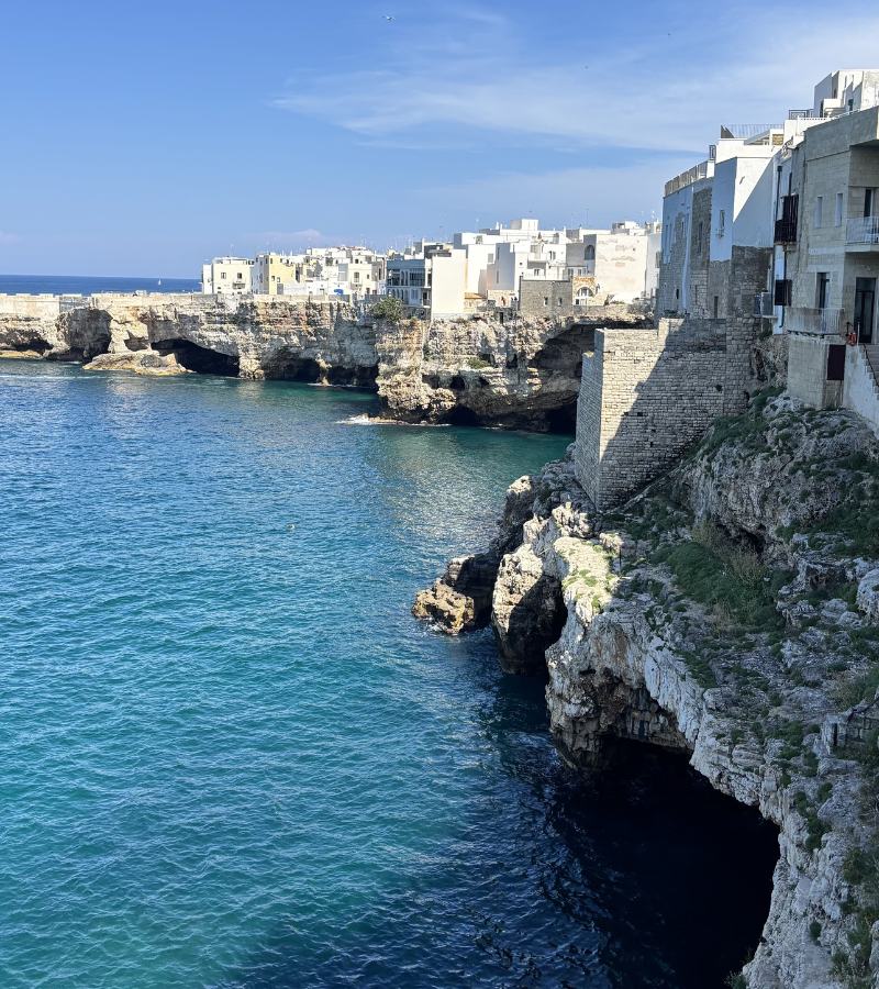 Italy - Right Between Us (1)